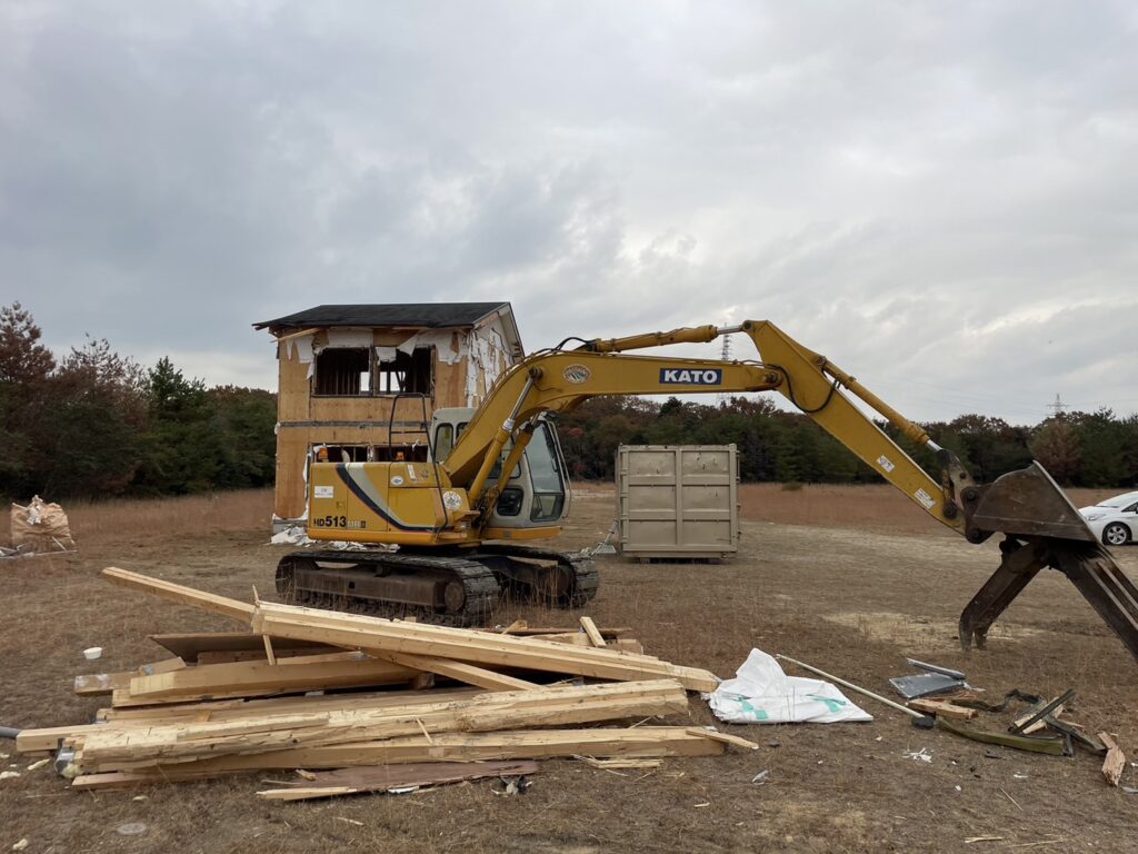 福岡県北九州市　木造二階建物解体